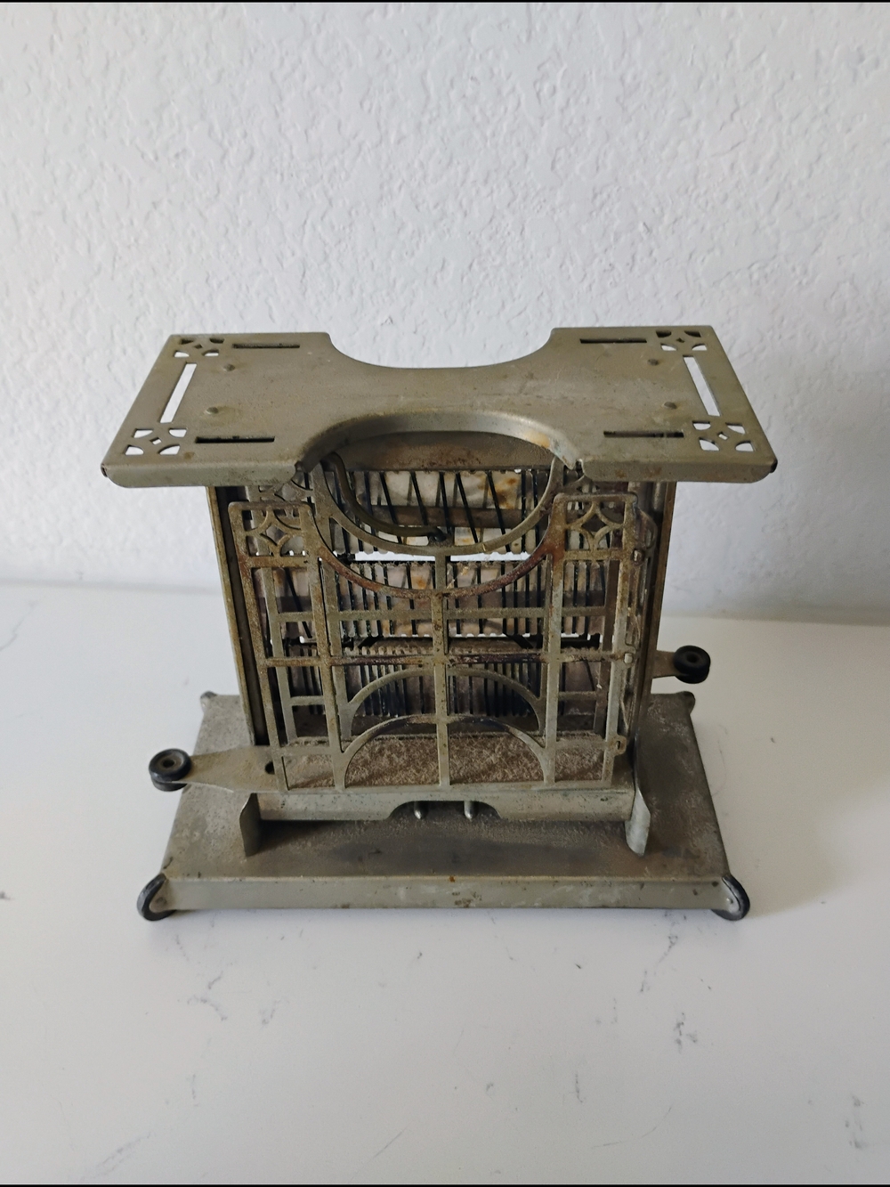 Antique Metal Toast Rack / Toaster - Brass Tone